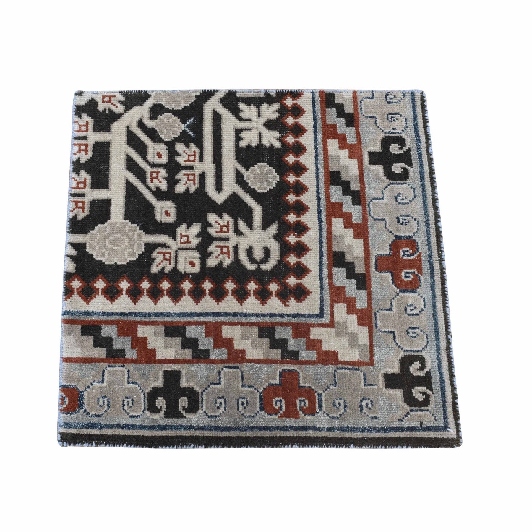 R80357%20001