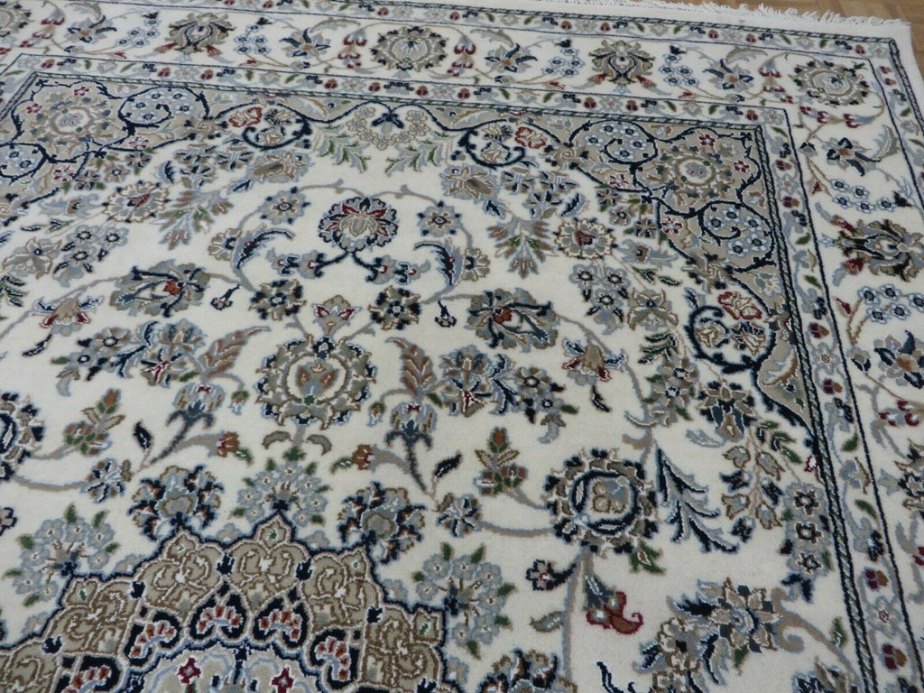 G11173F