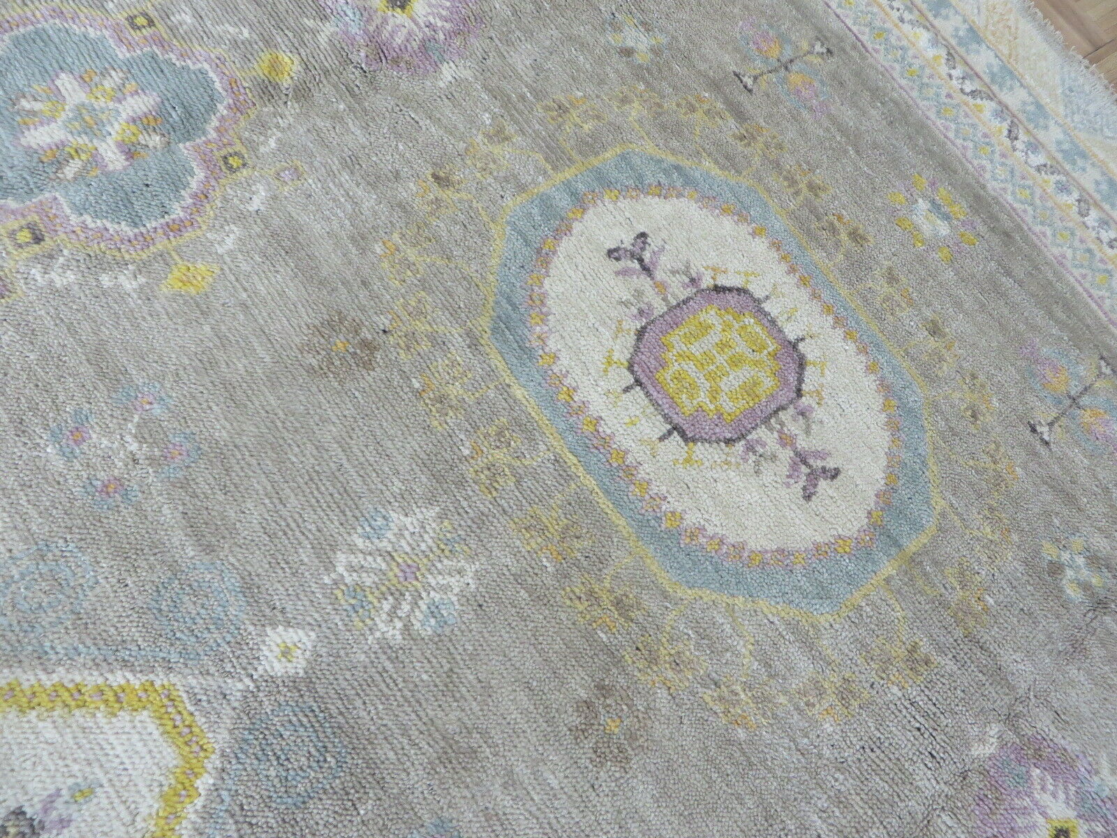 G12334E