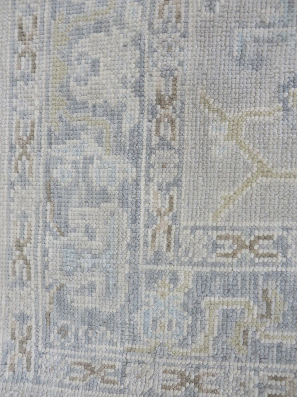 G15889B