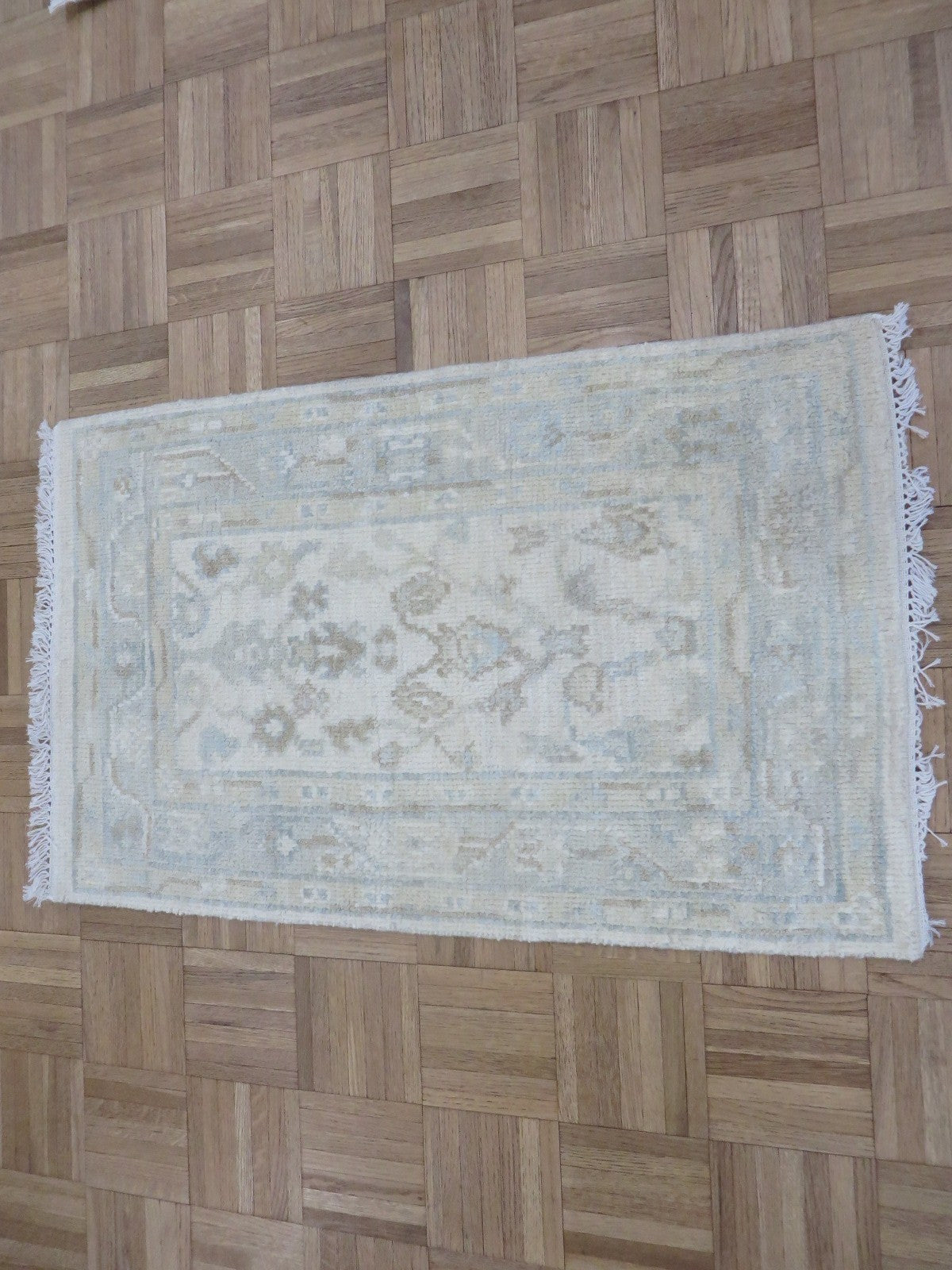 G16385