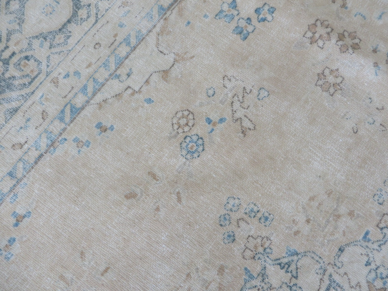 G16569F