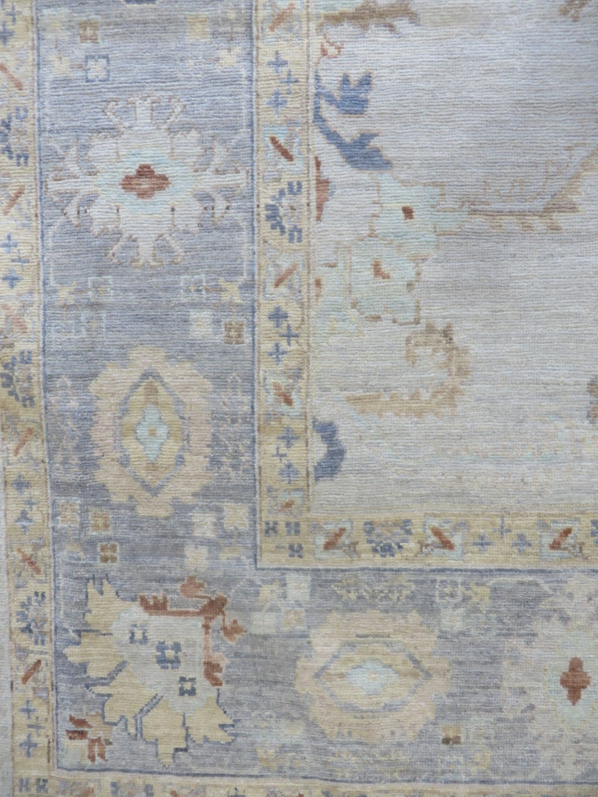 G16583E