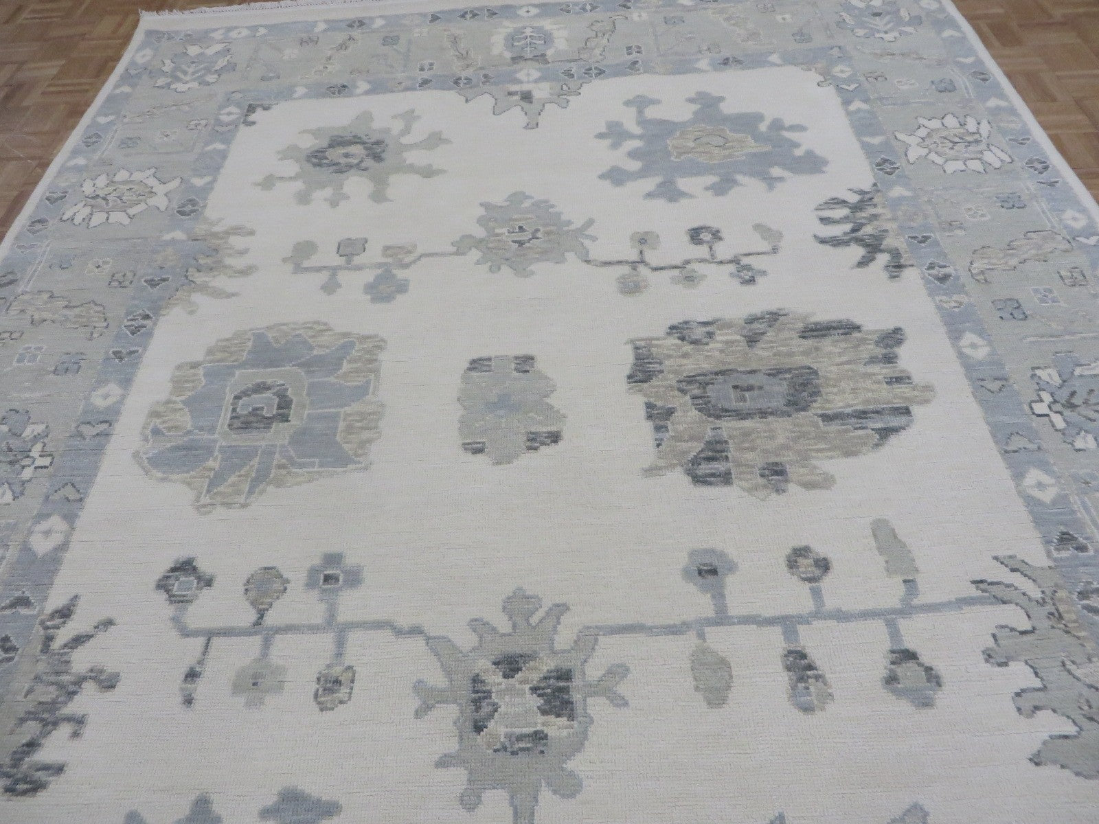 G16821B