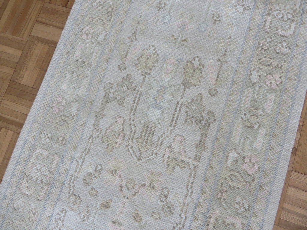 G16843J