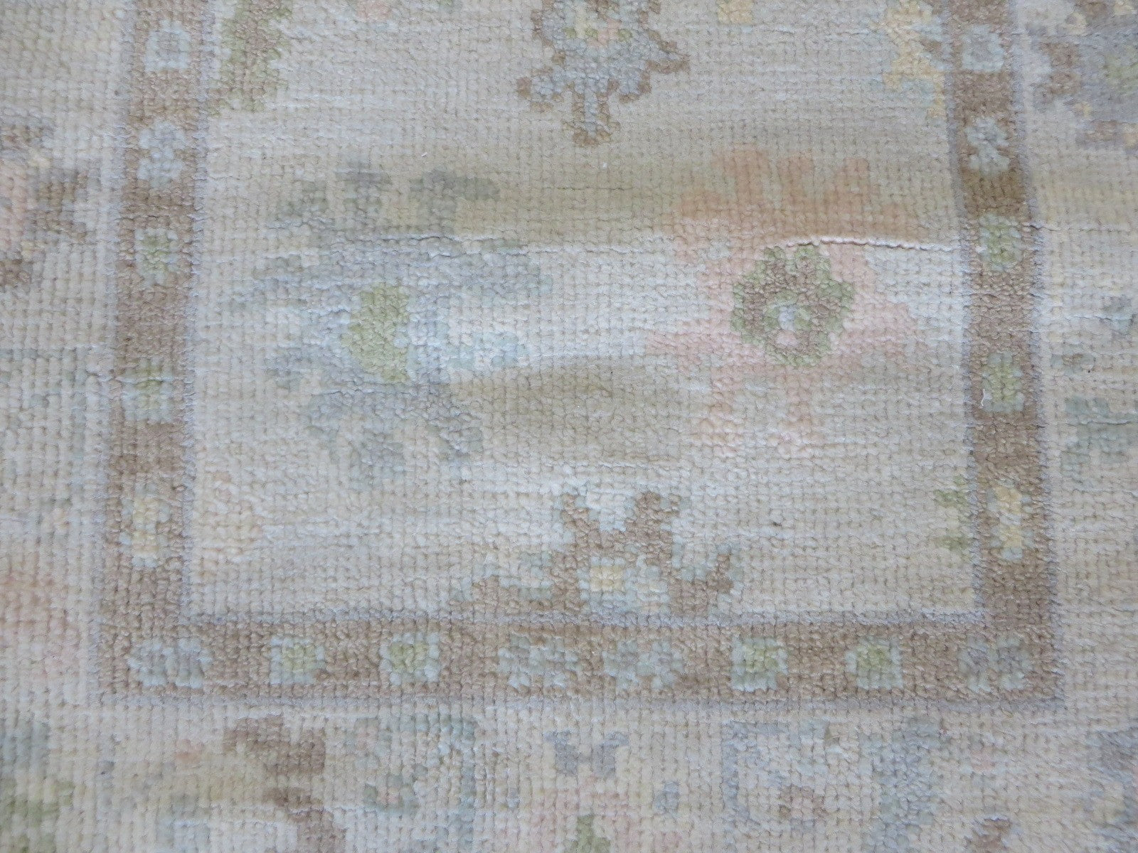 G16932B