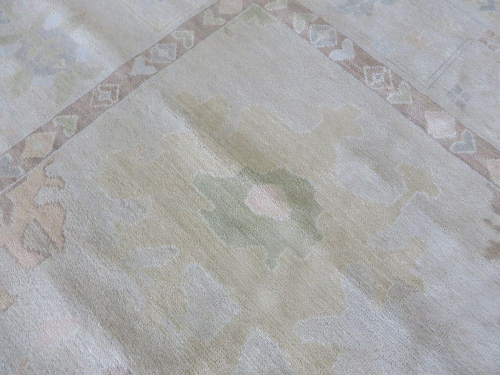 G16944E