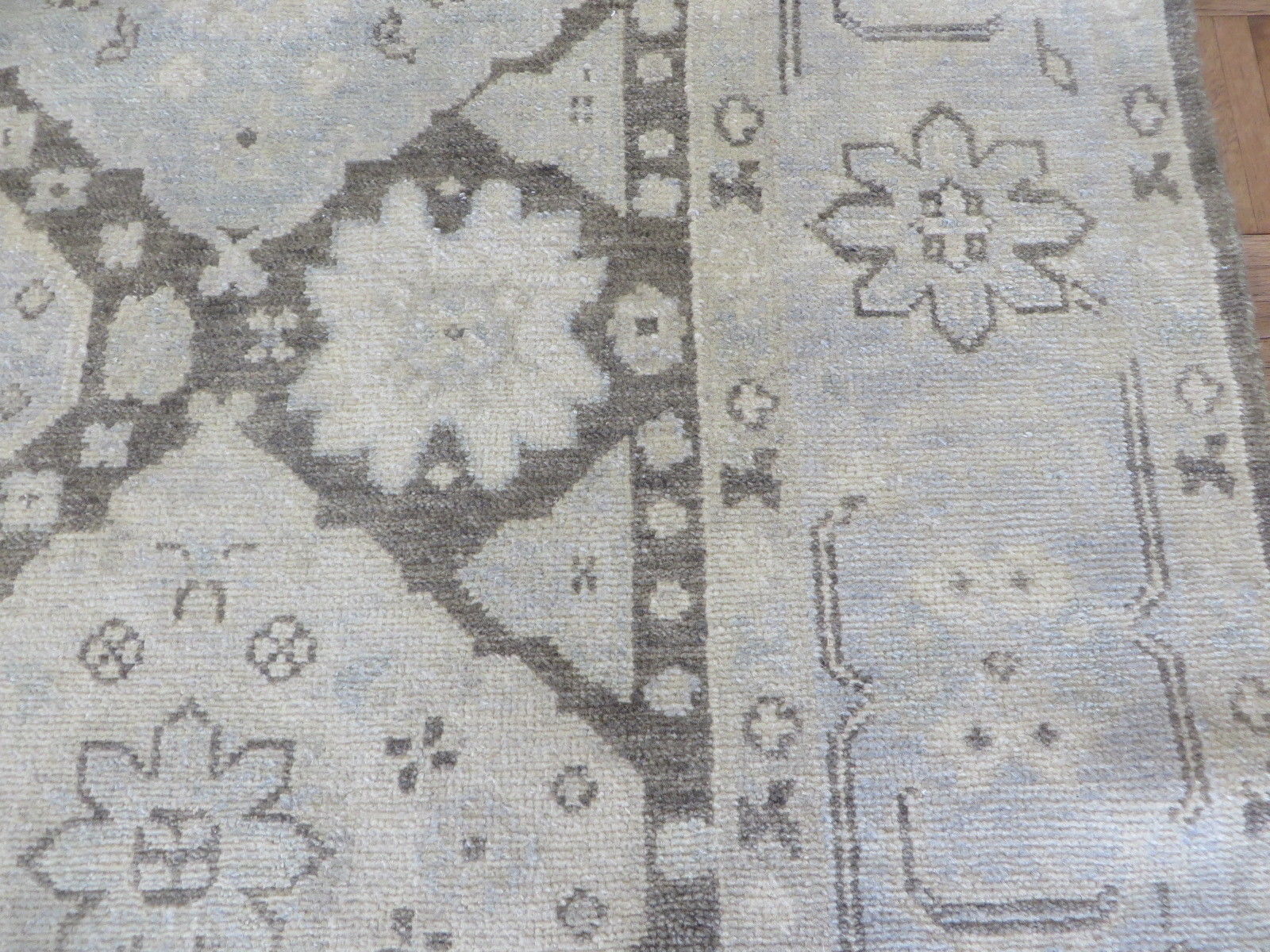 G4295B