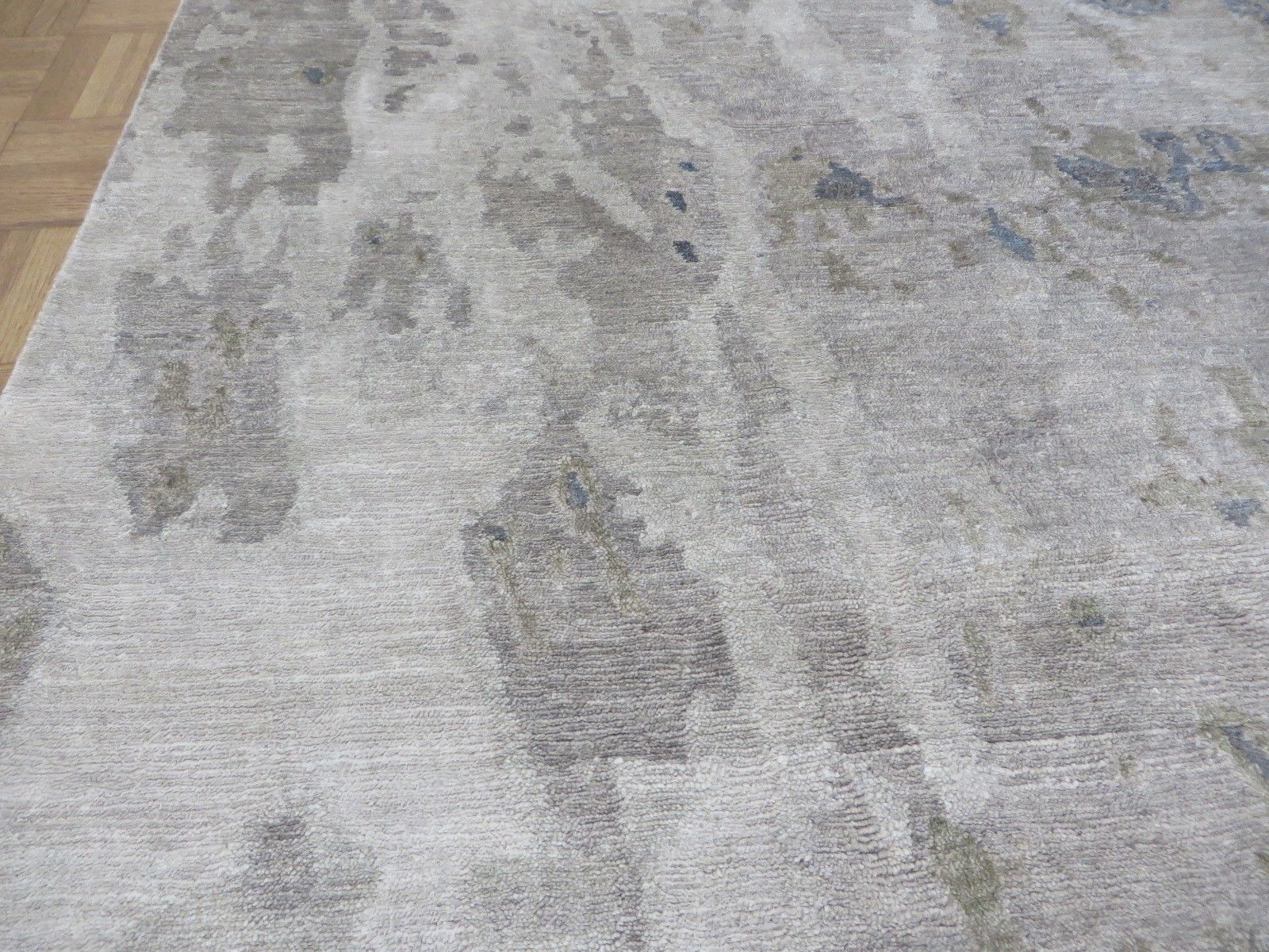 G5819I