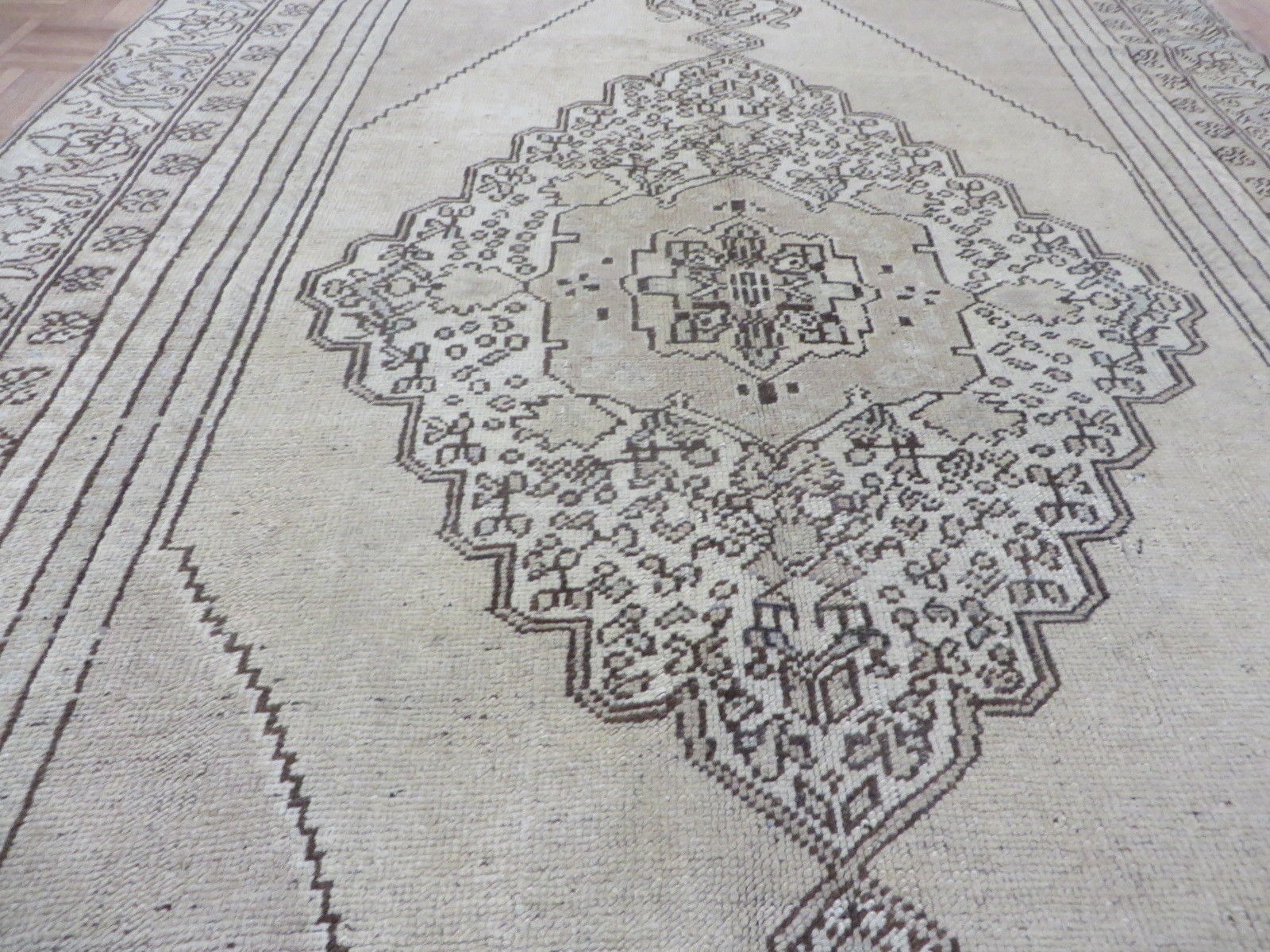 G6793B