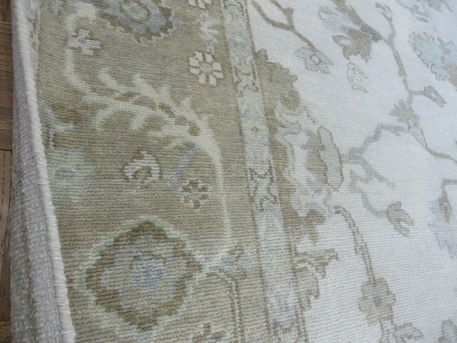 G8087I