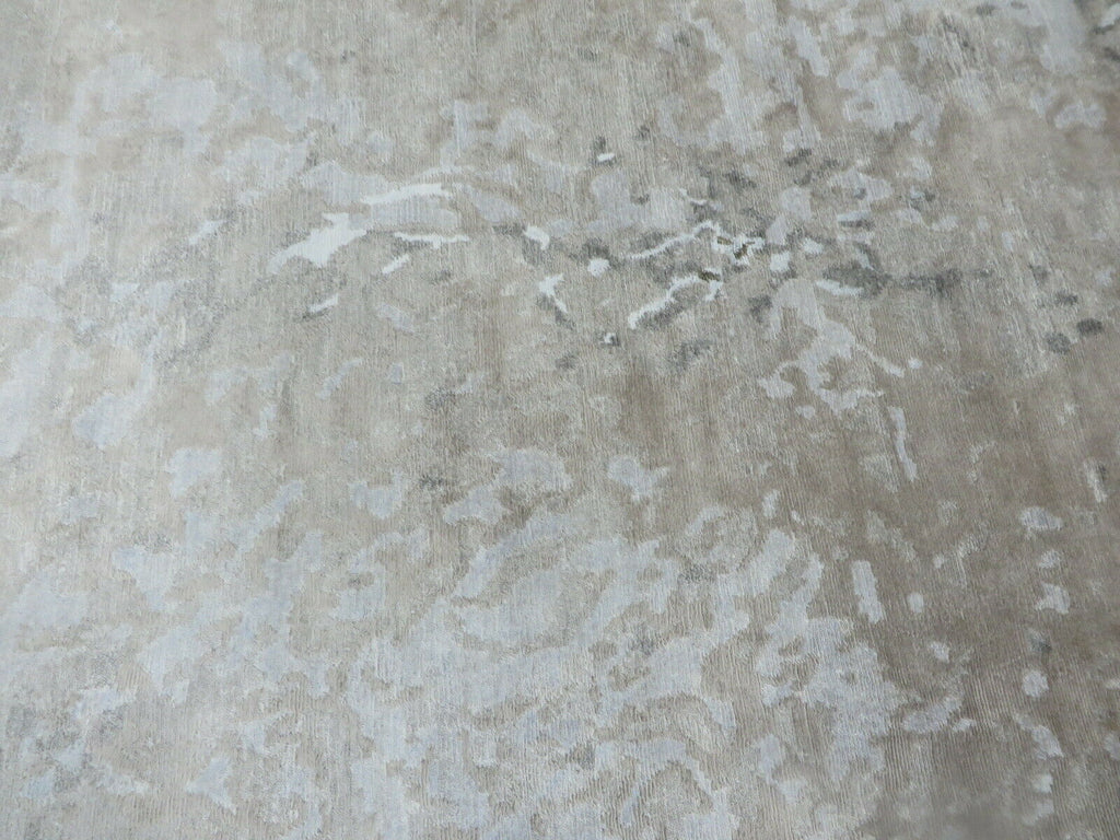 G8203F