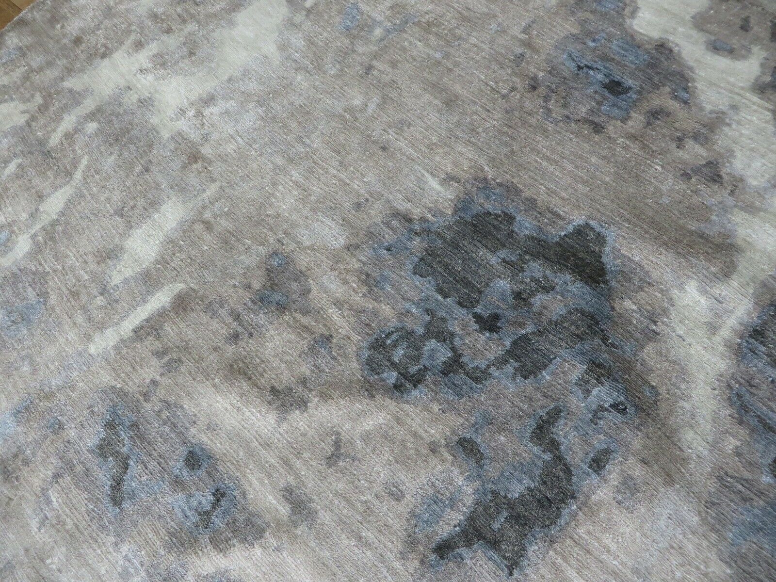 G8221C