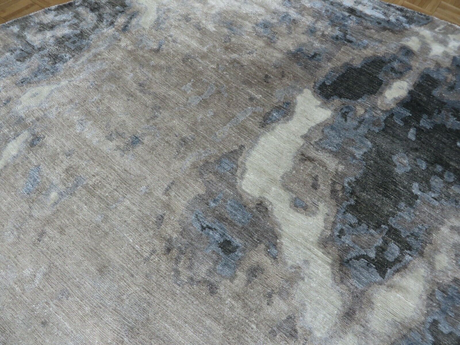 G8221D