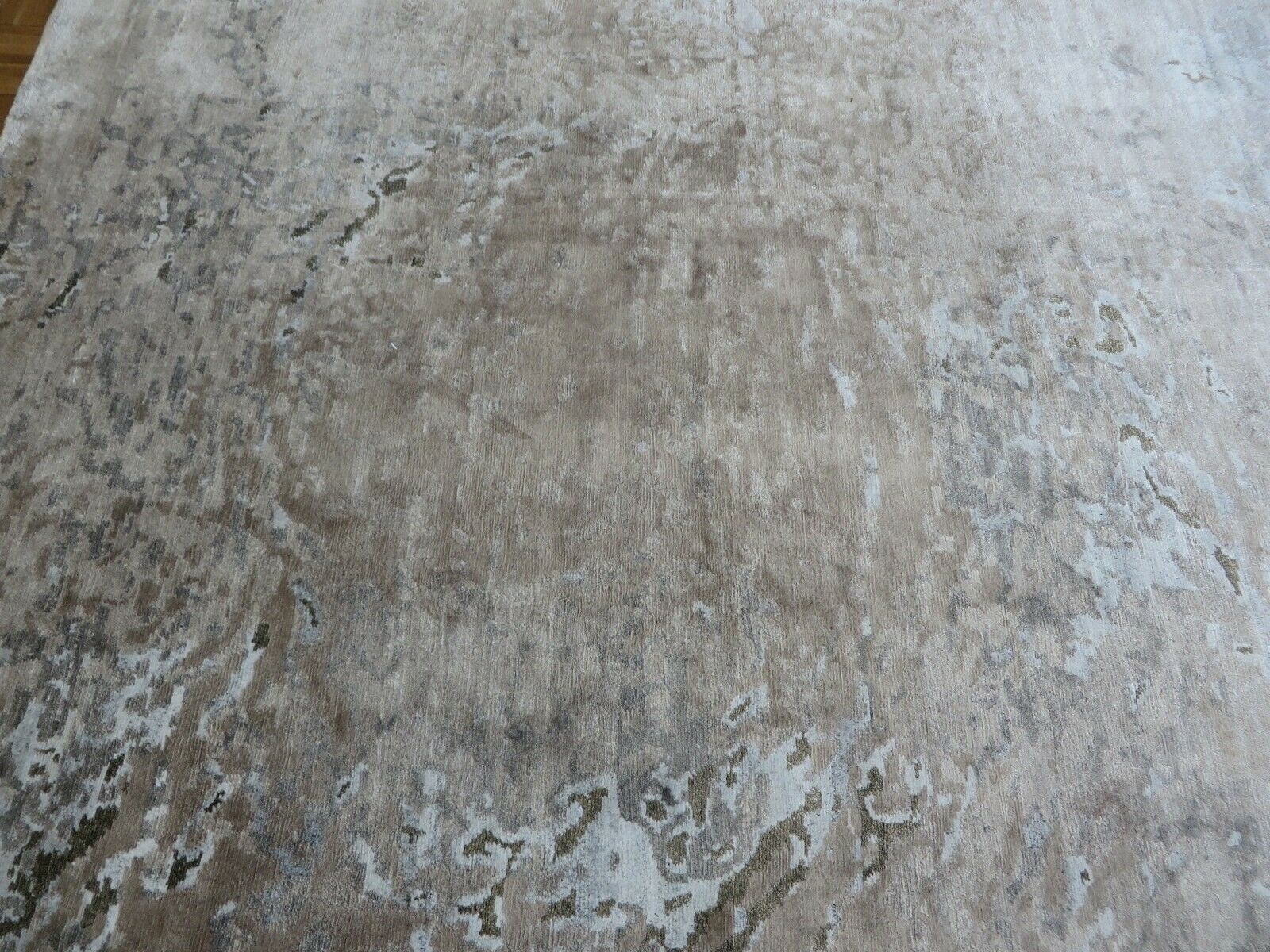 G8225F