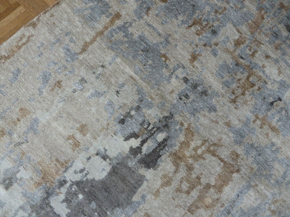 G8238F