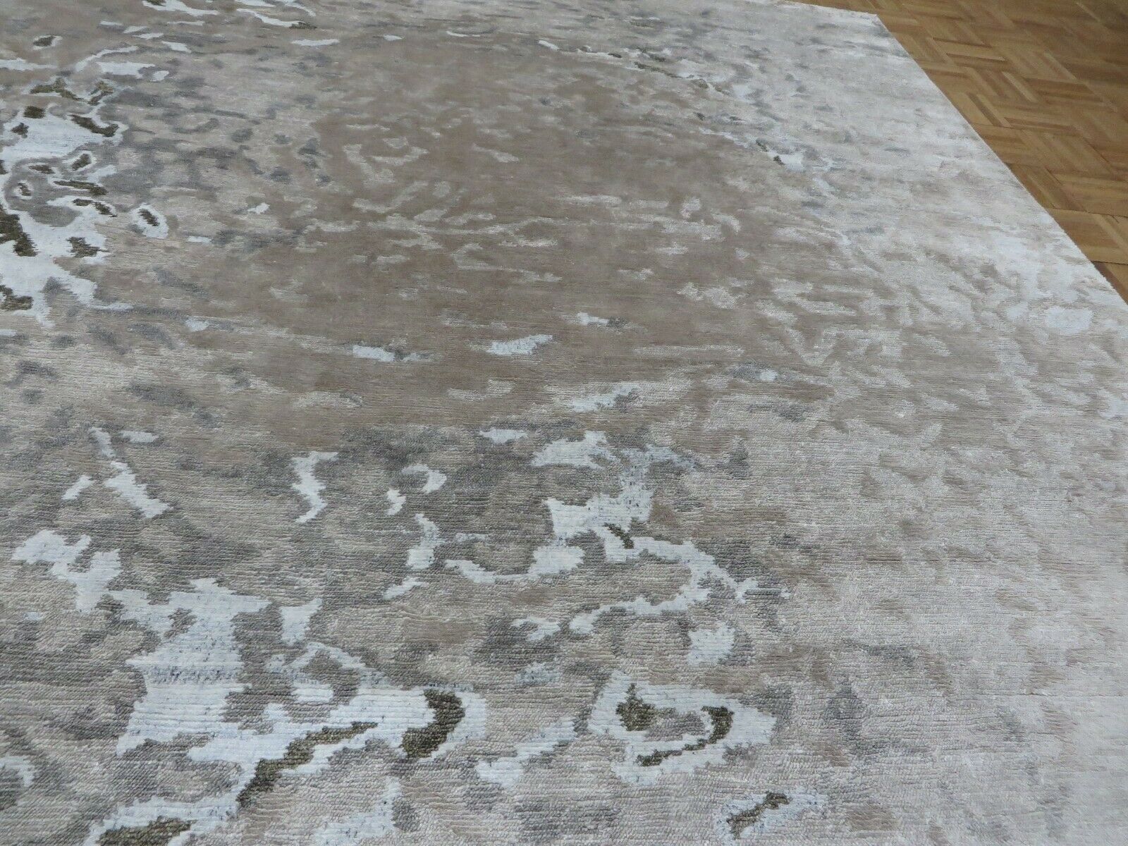 G8295D