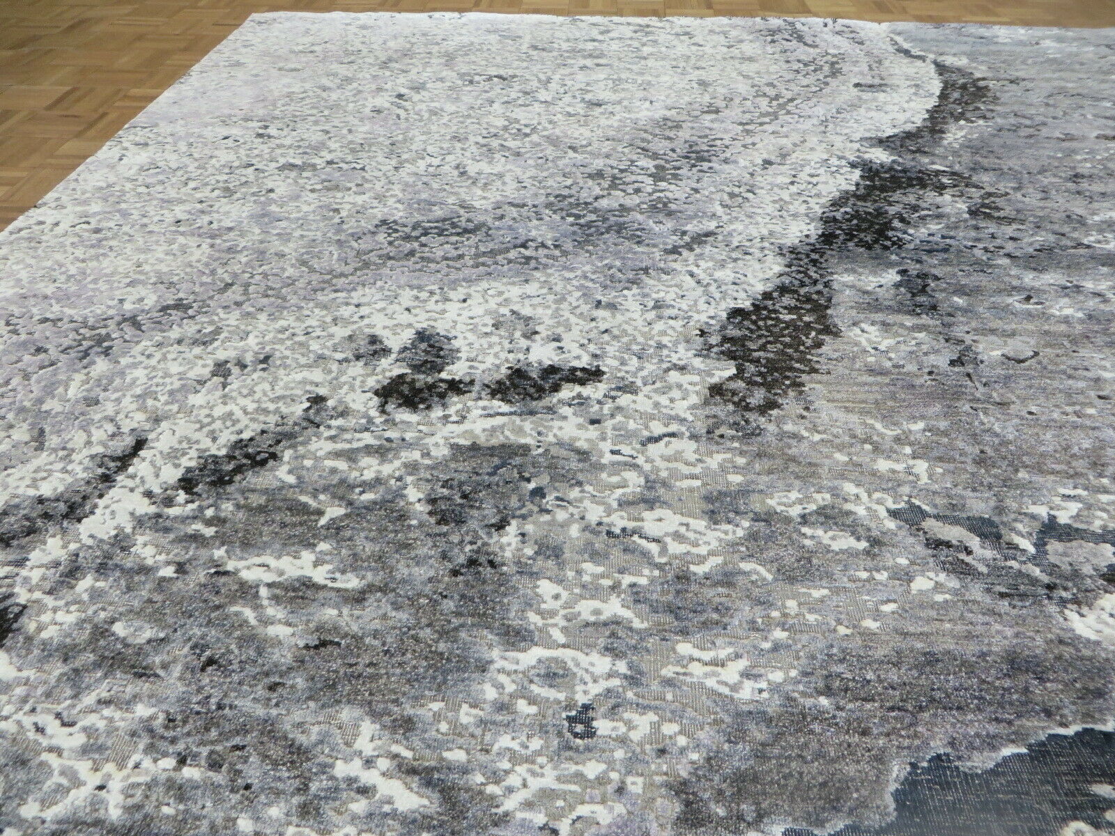 G8313B