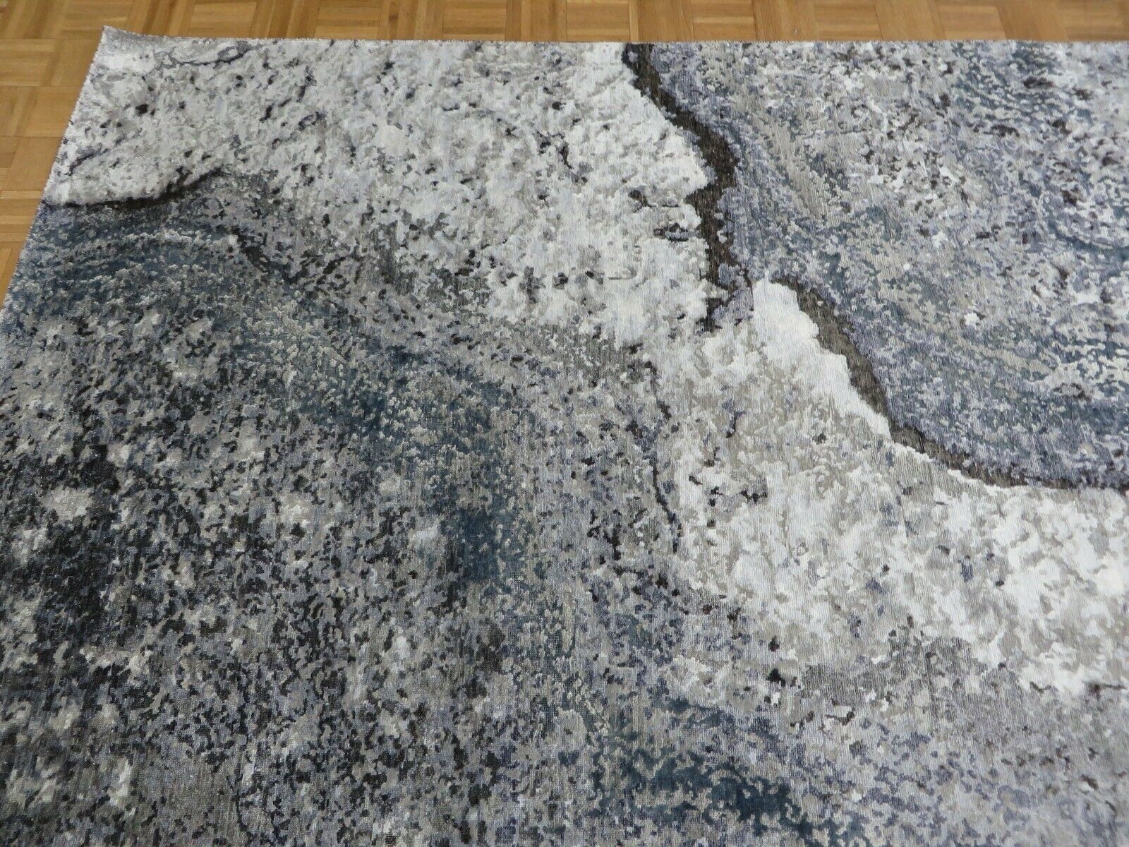G8318G