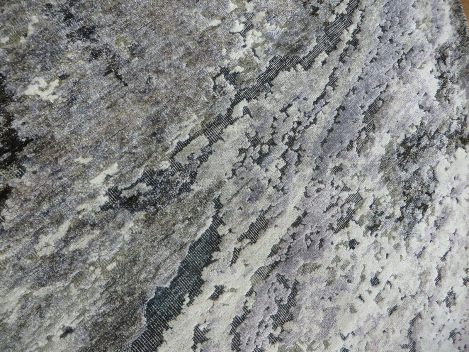 G8319F