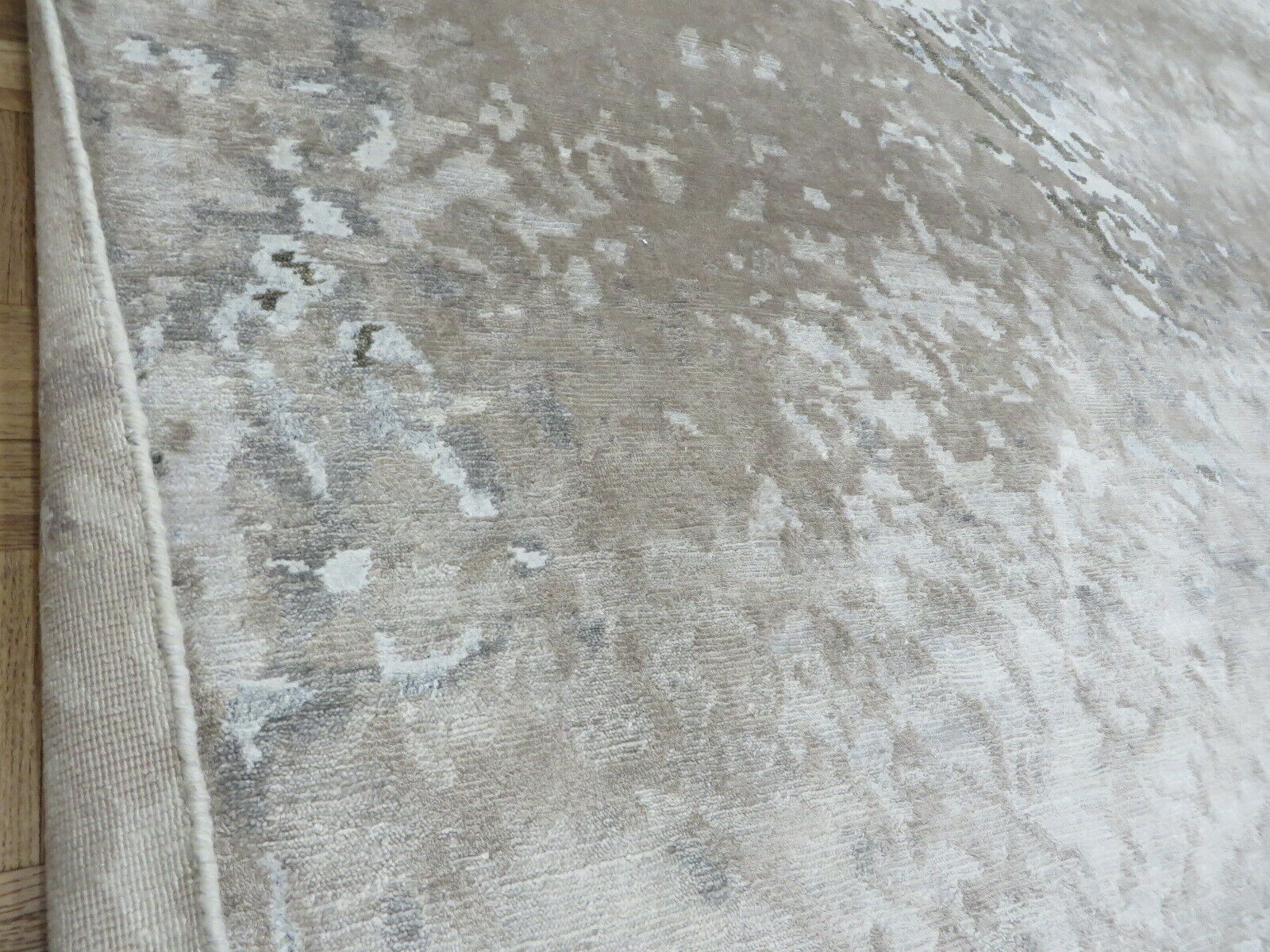 G8338J