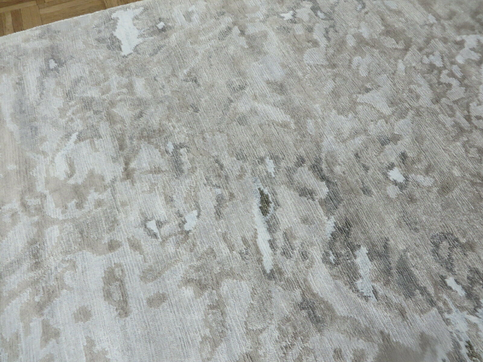 G8339F