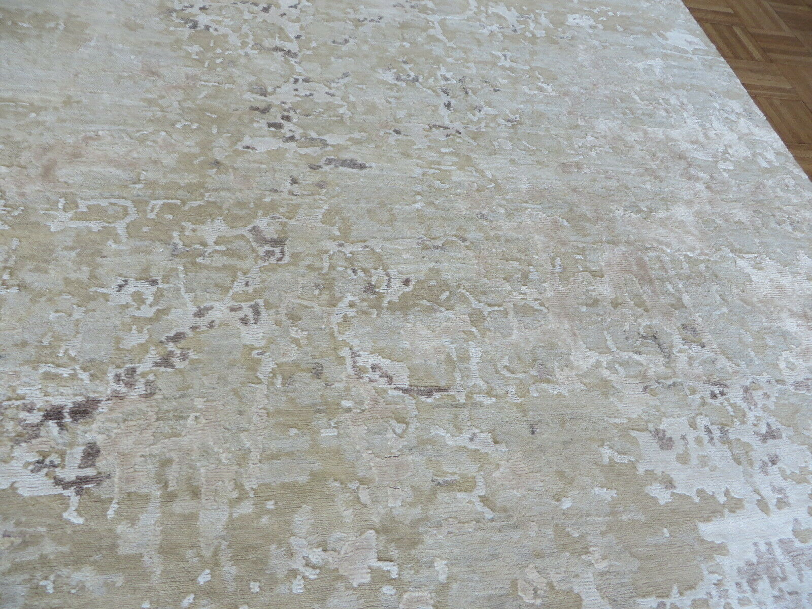 G8394D