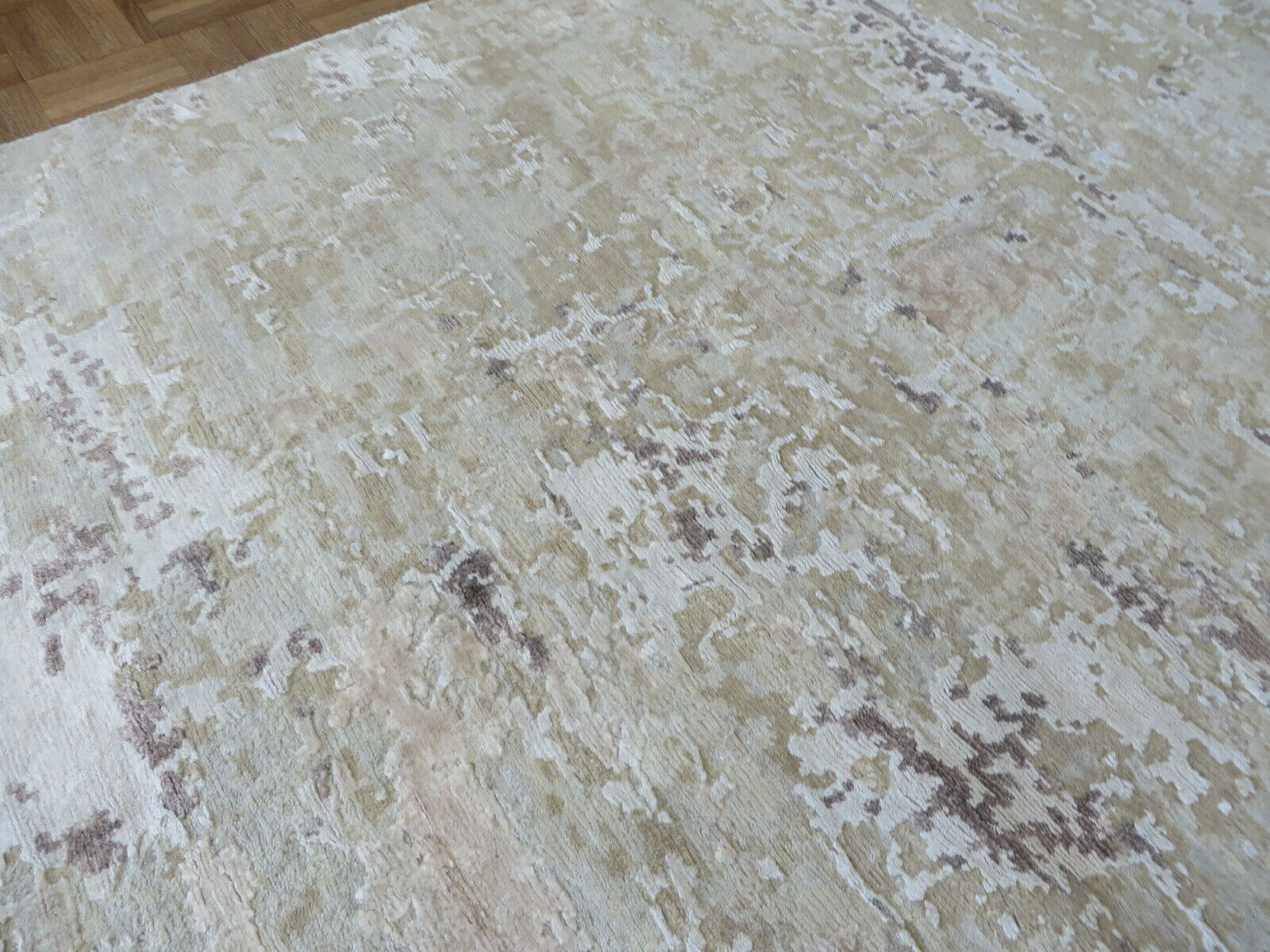 G8394F