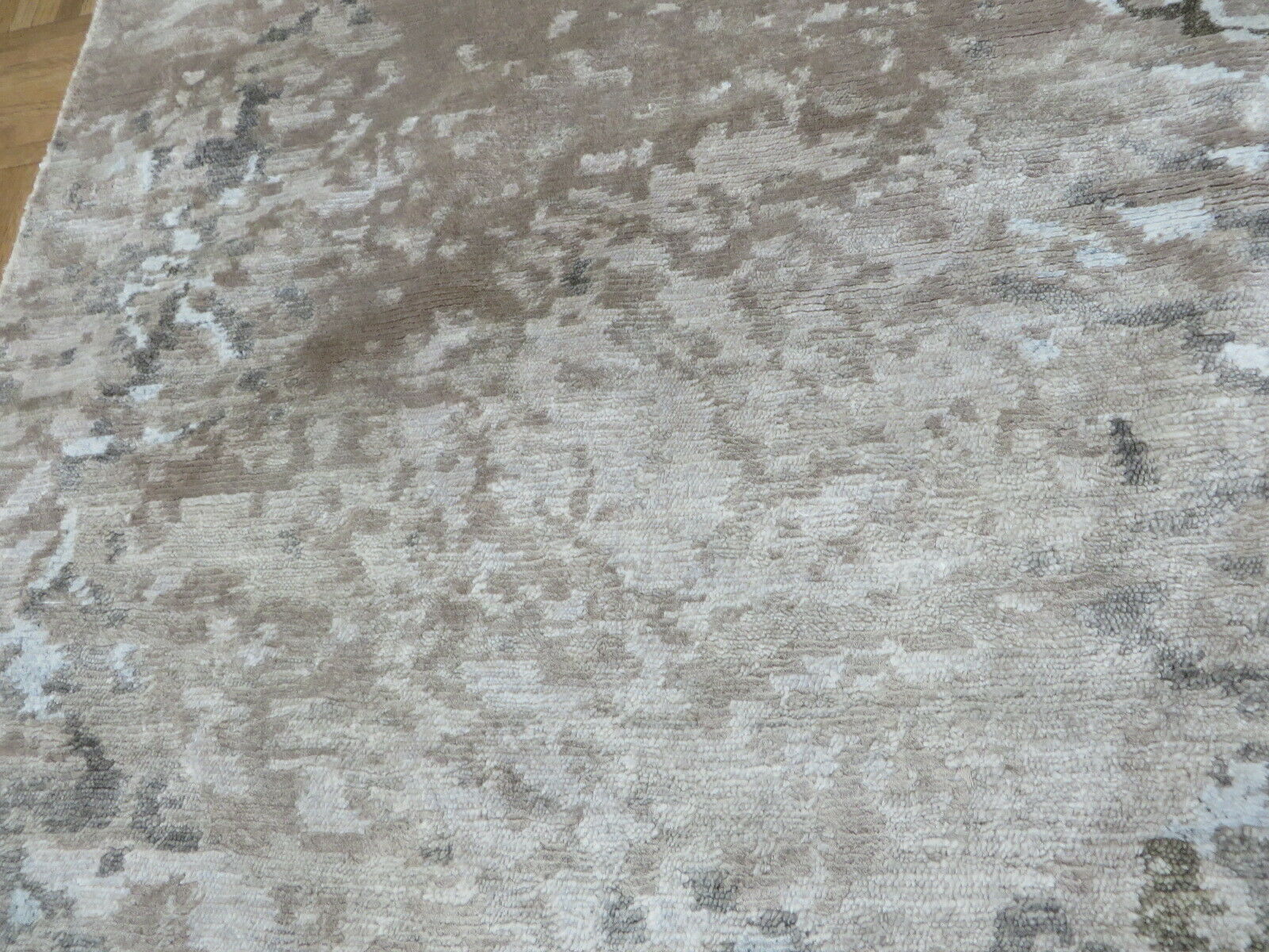 G8401F