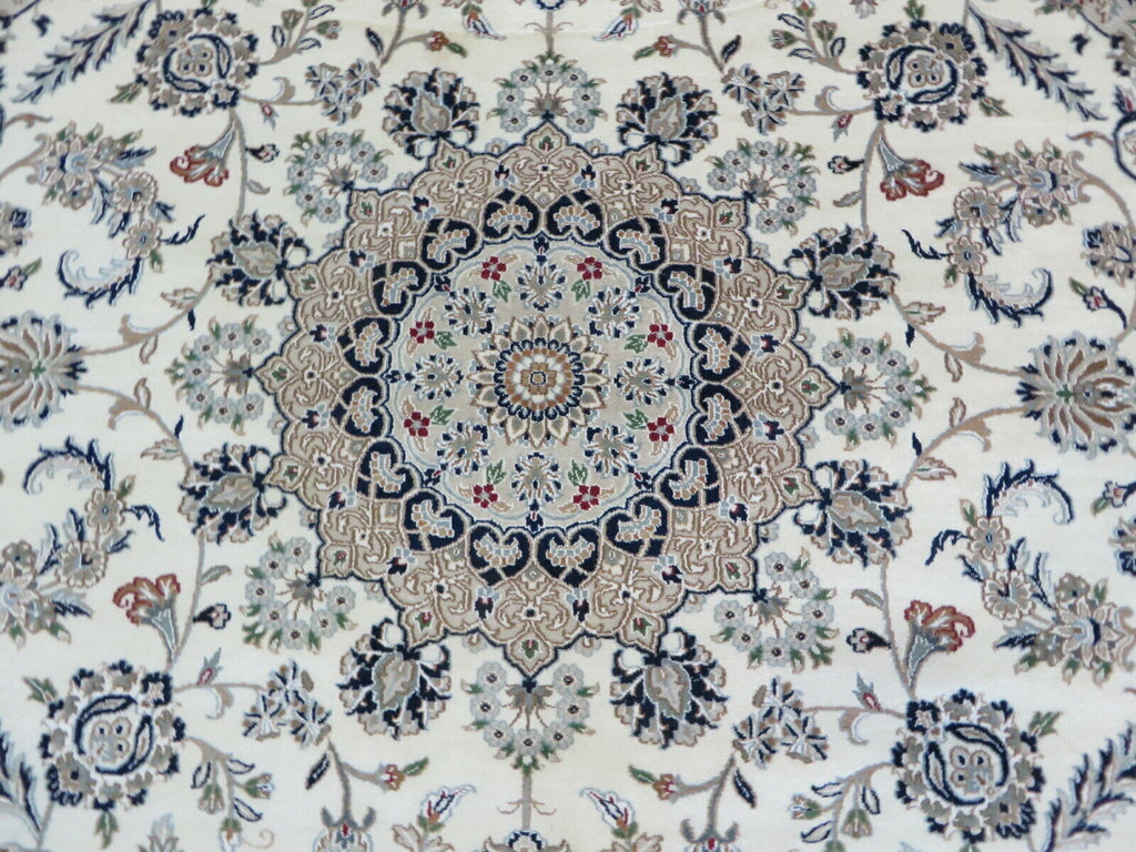 G8833B