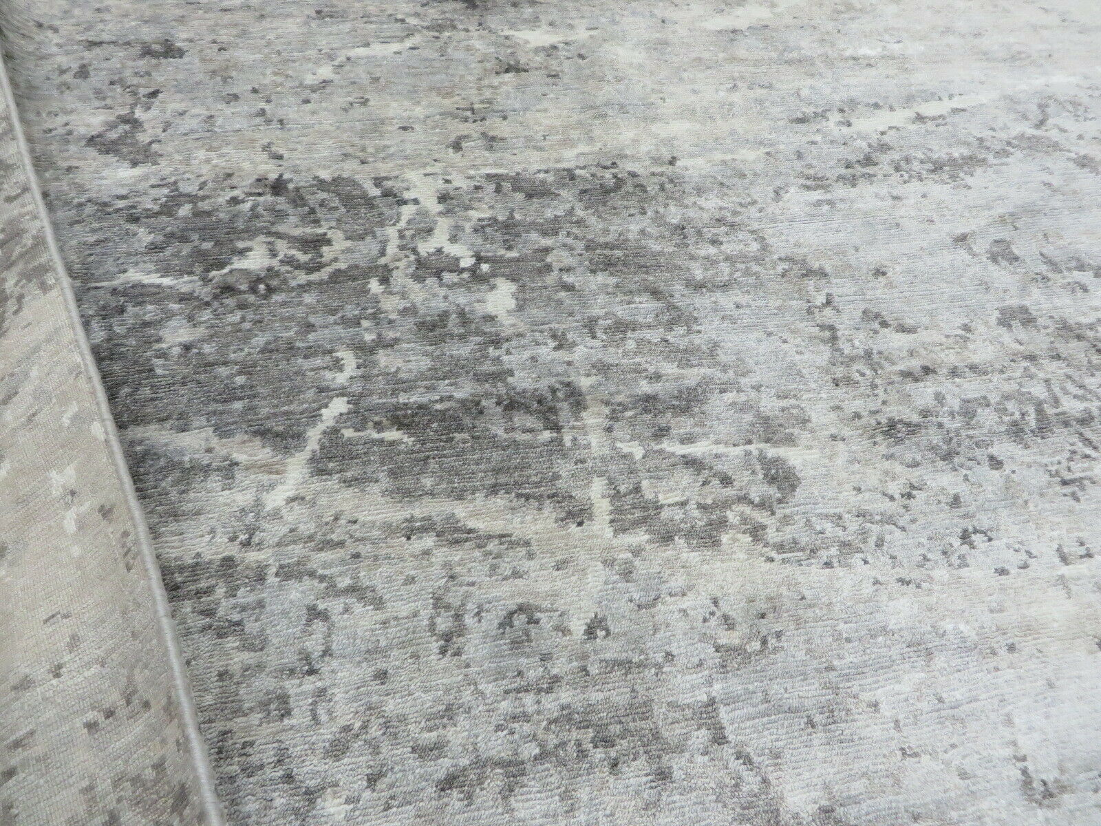 G9213I