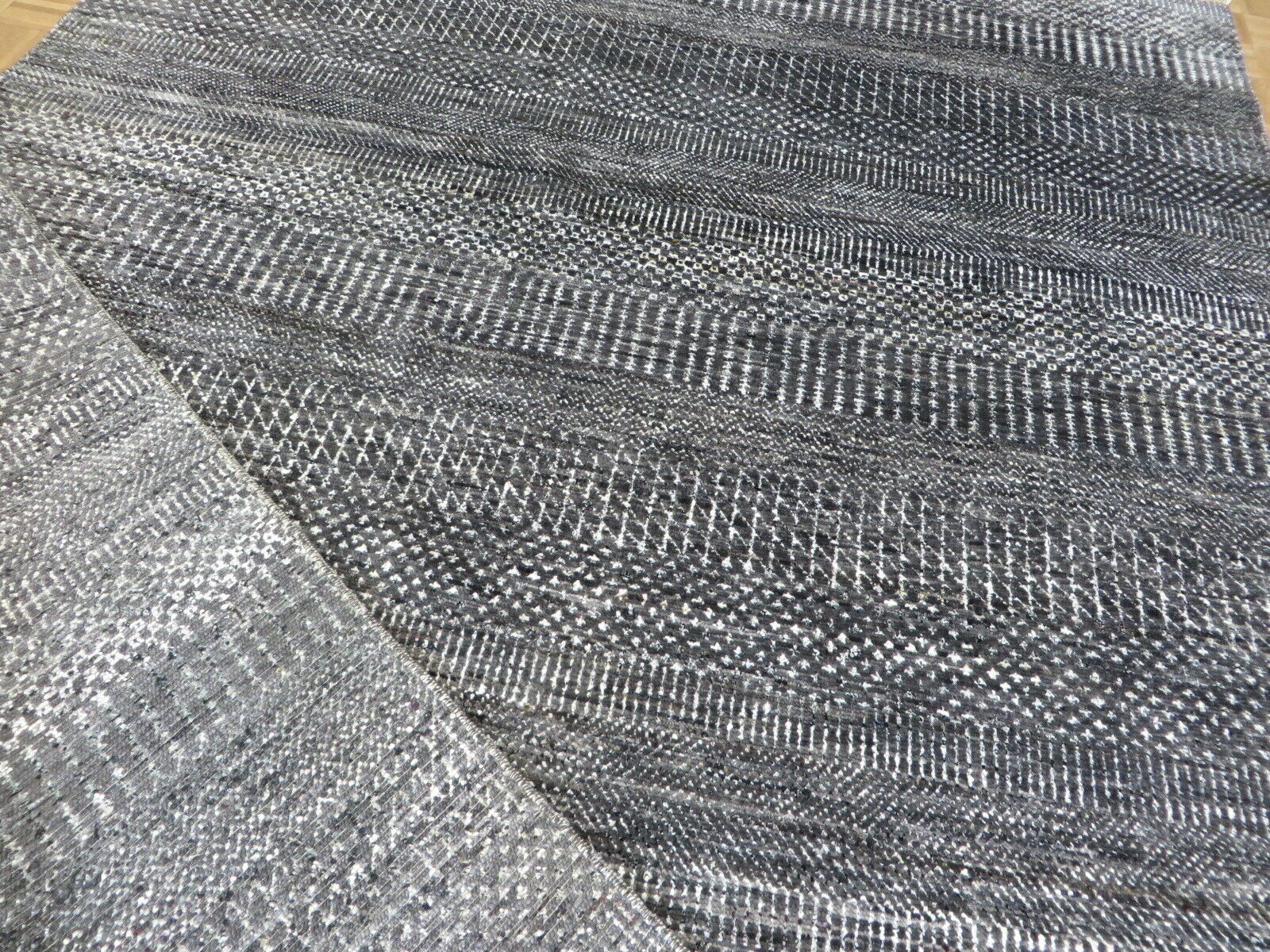 G9561J