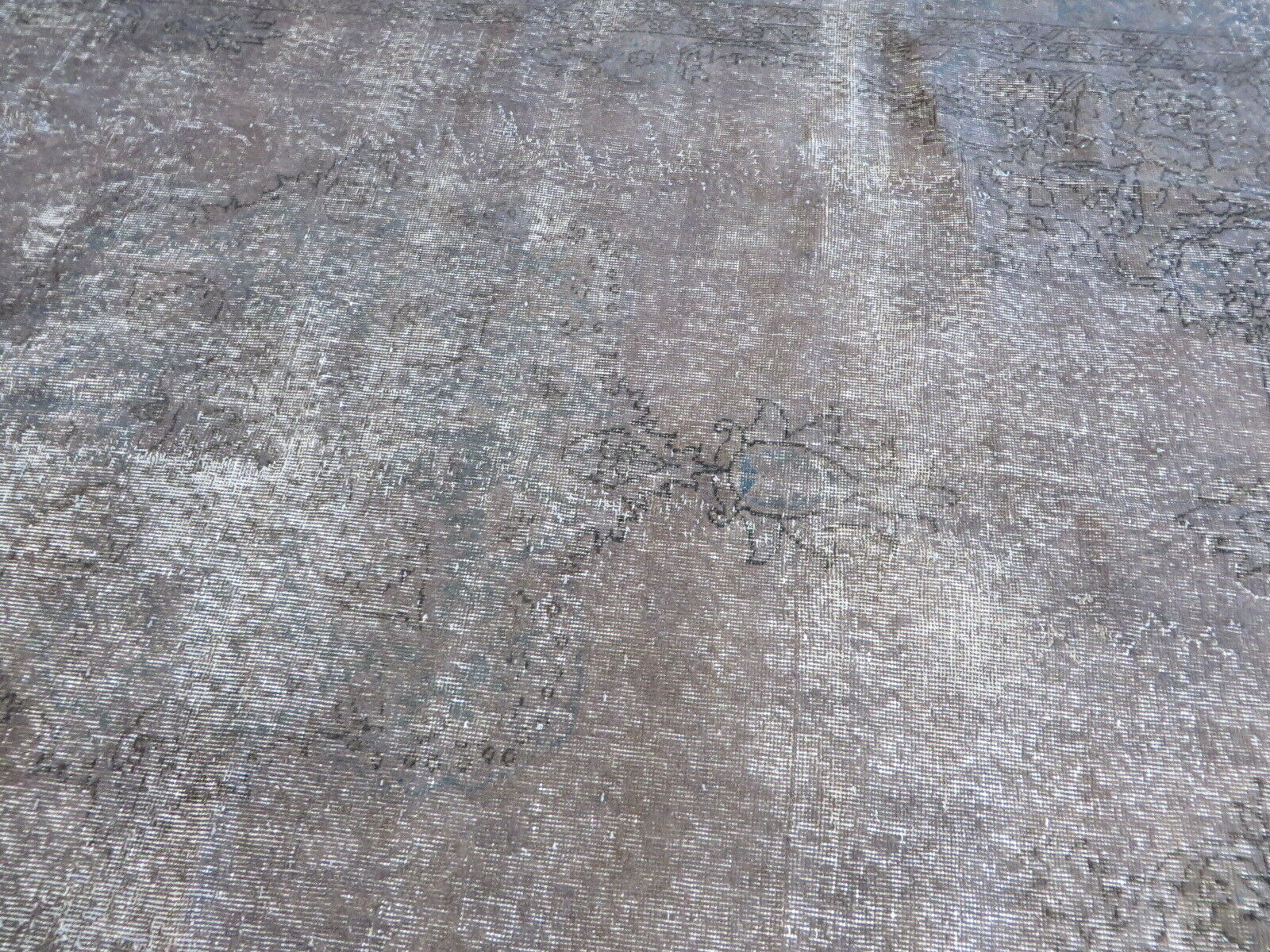 G9979E