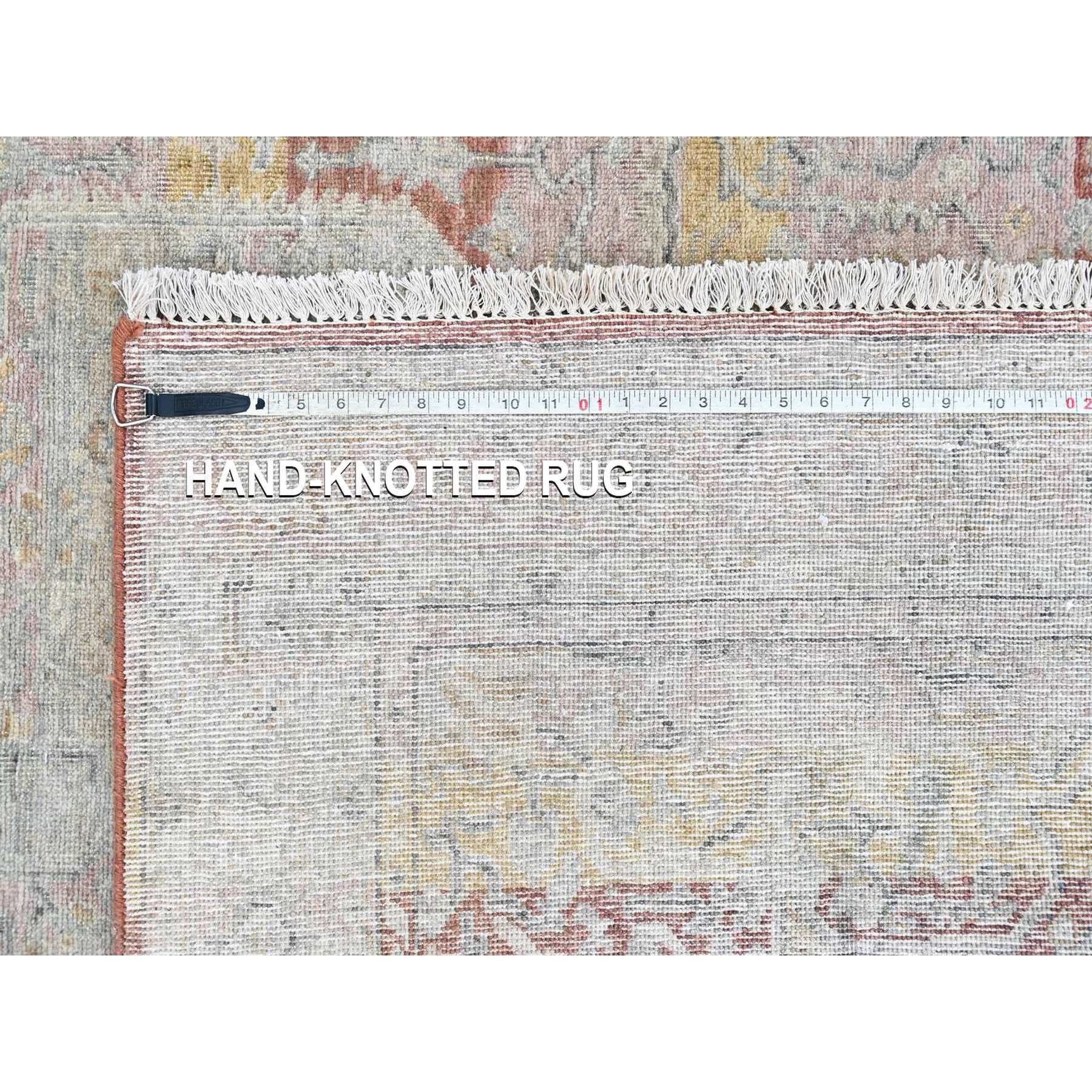 R10422%20008
