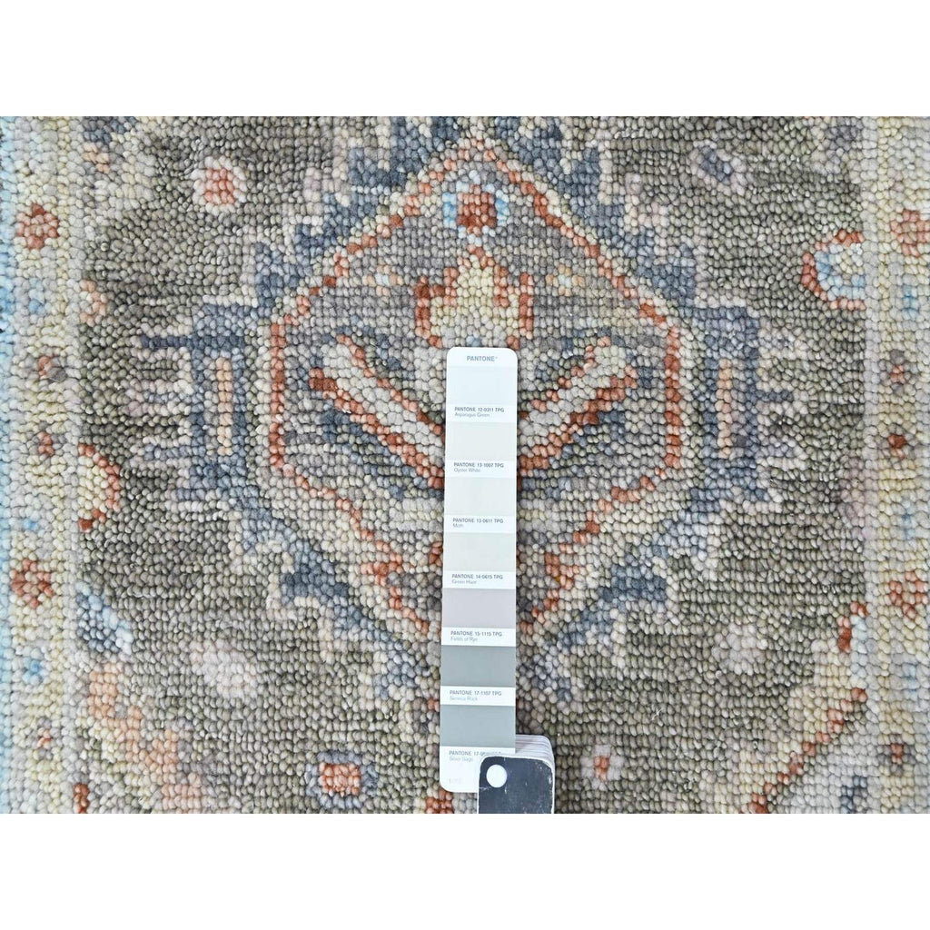 R10468%20003