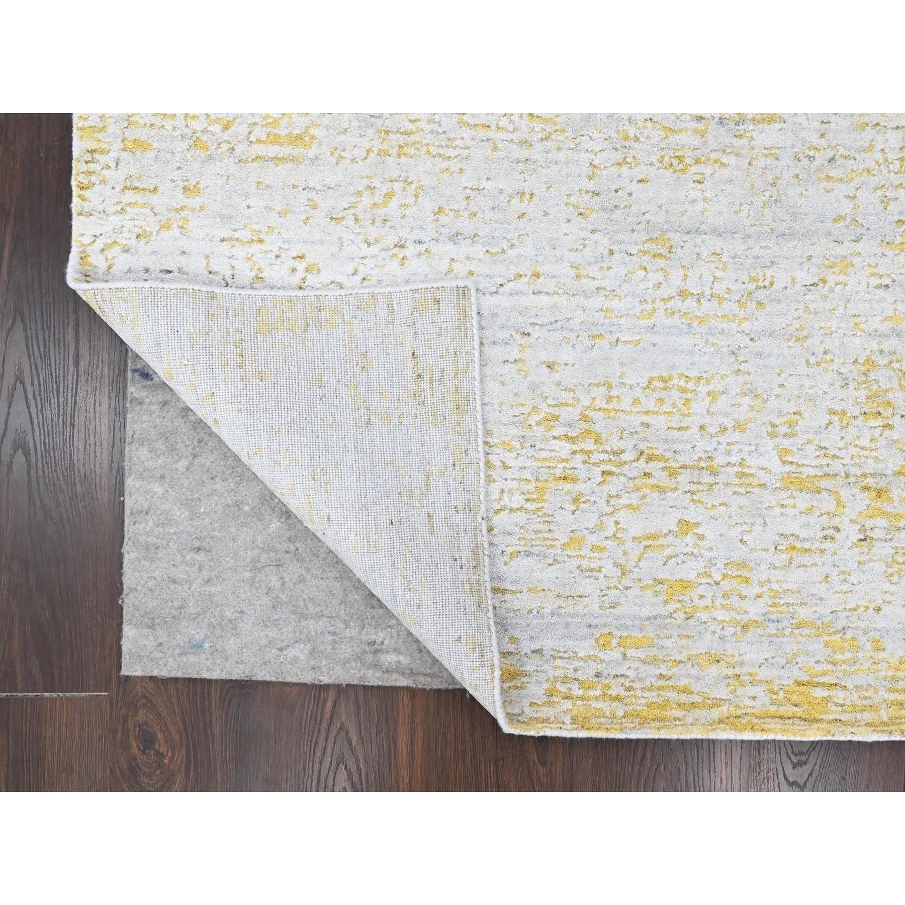 R10514%20005