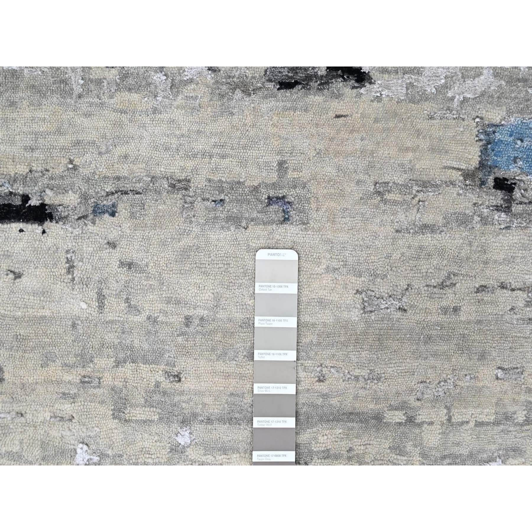 R10561%20008