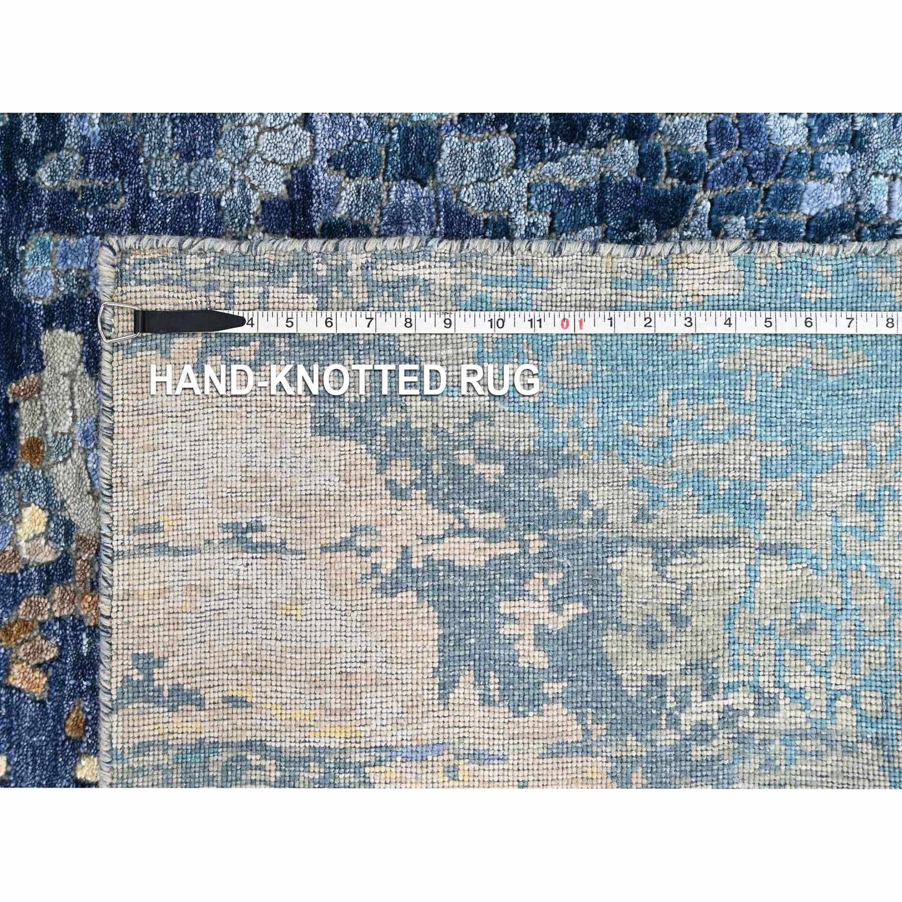 R10562%20012