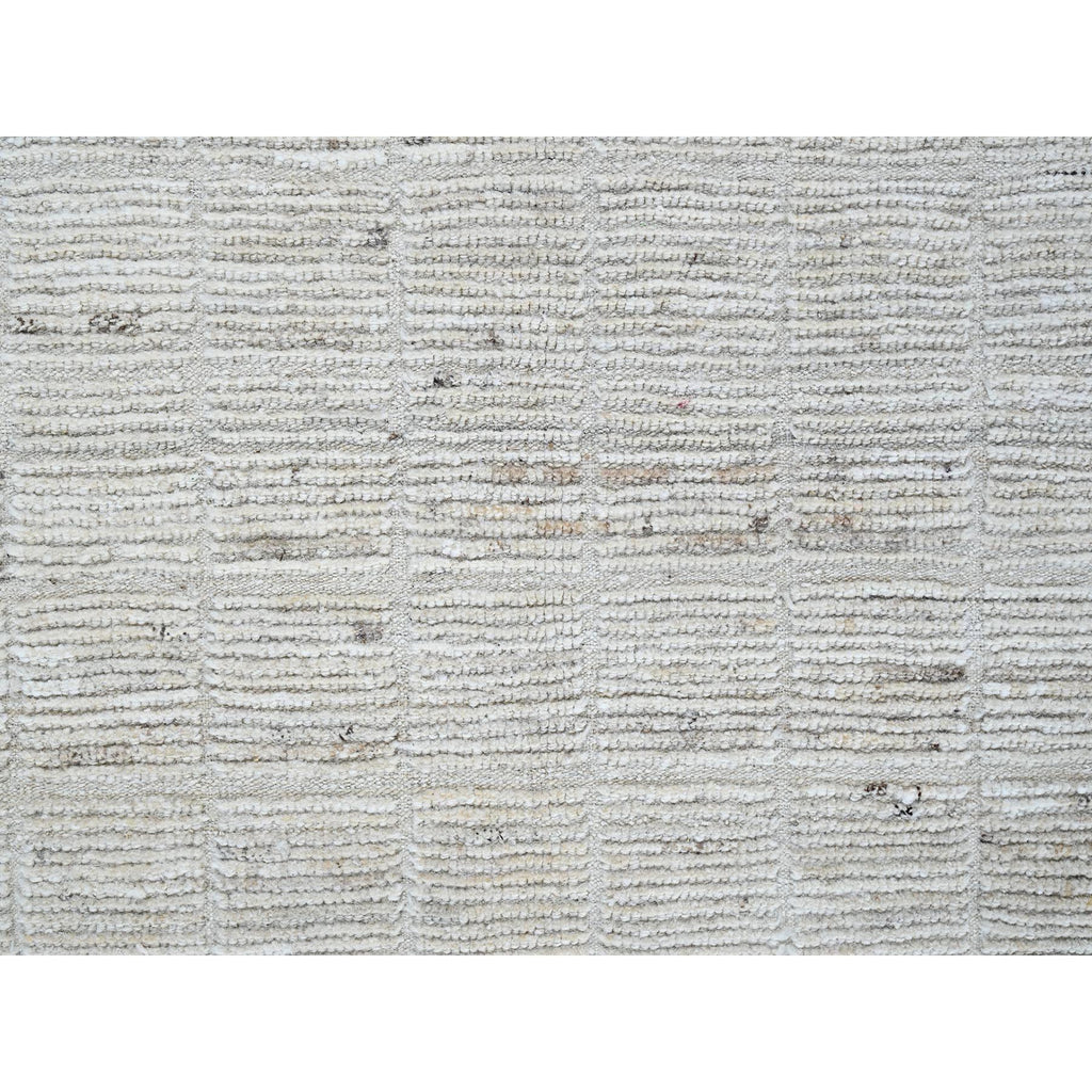 R1379%20009