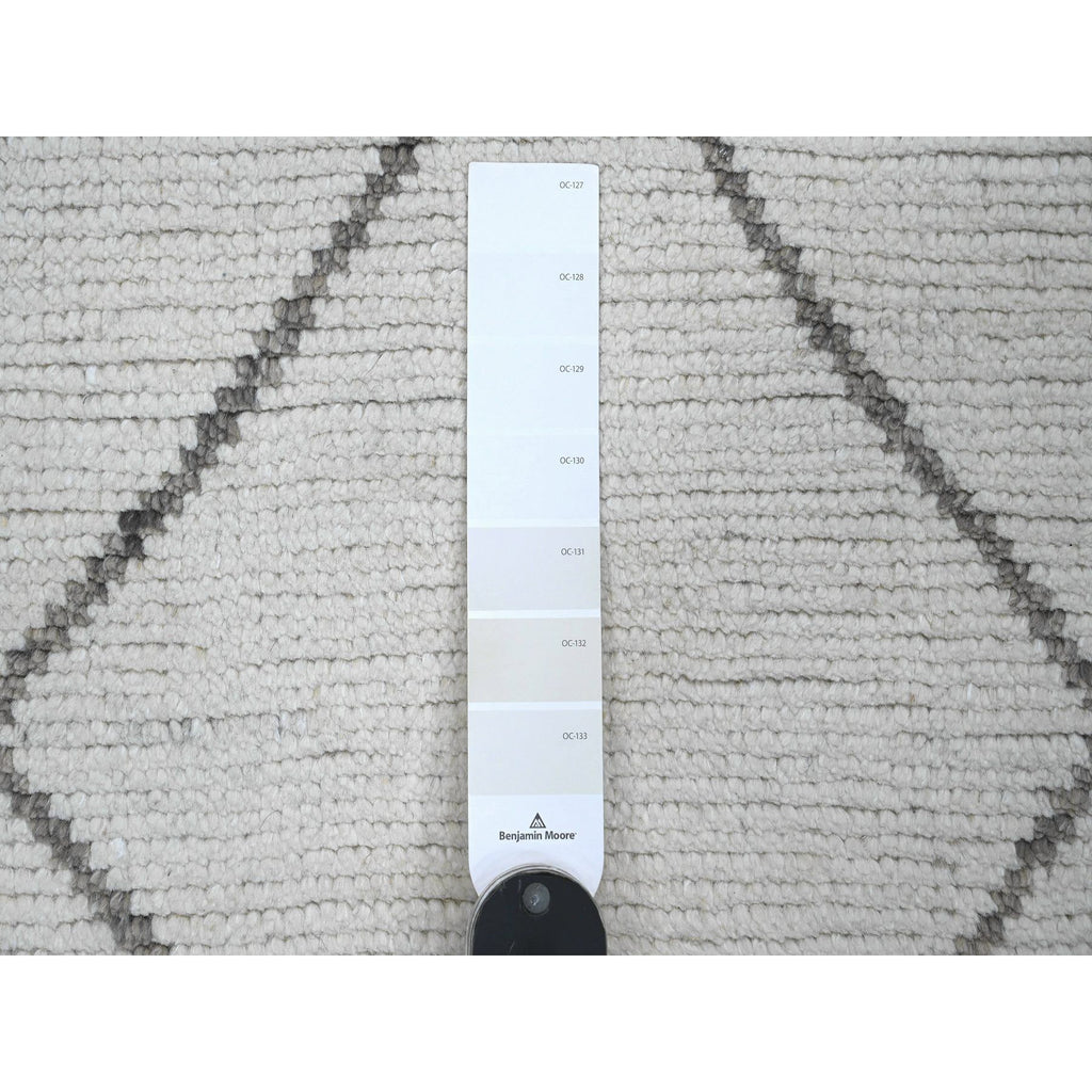 R20551%20003