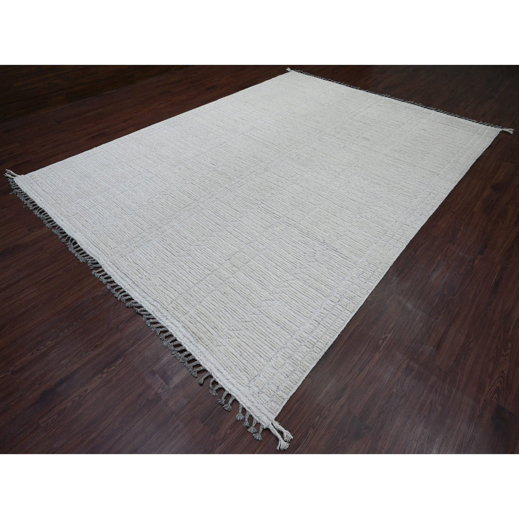 R20831%20004