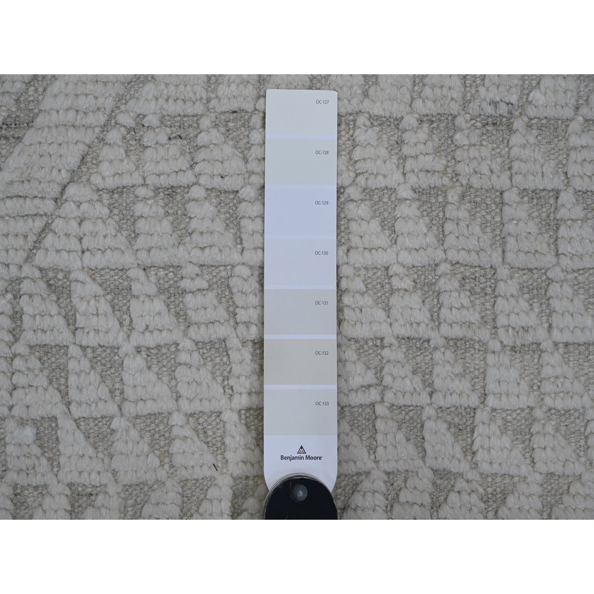 R20833%20008