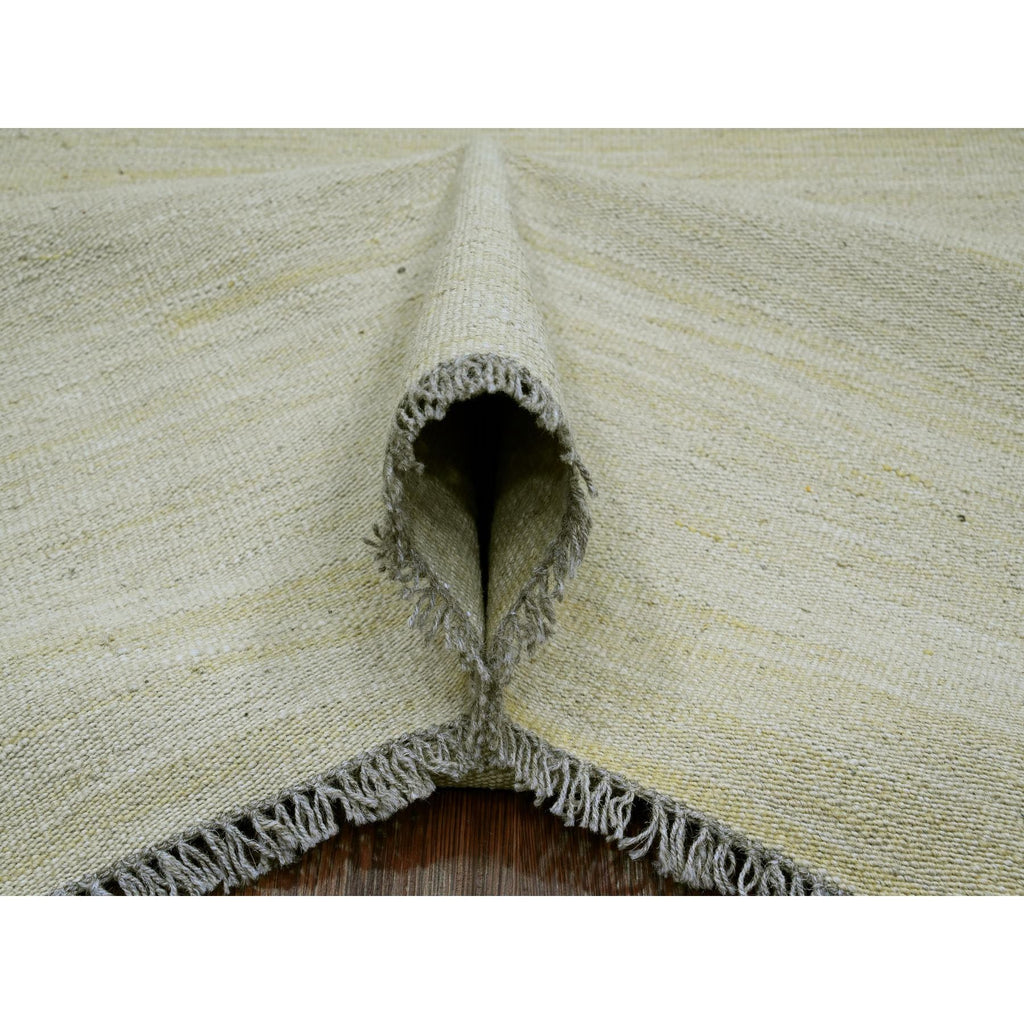 R20947%20006