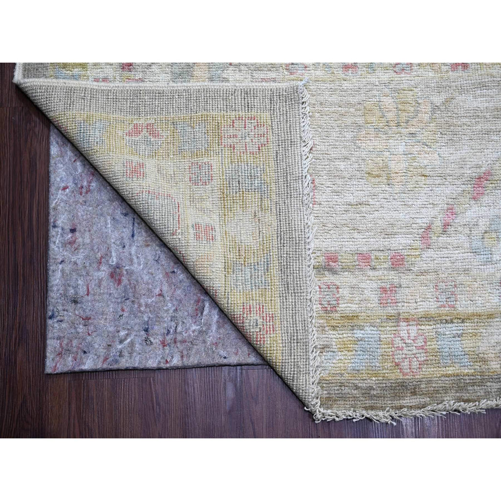 R22233%20004