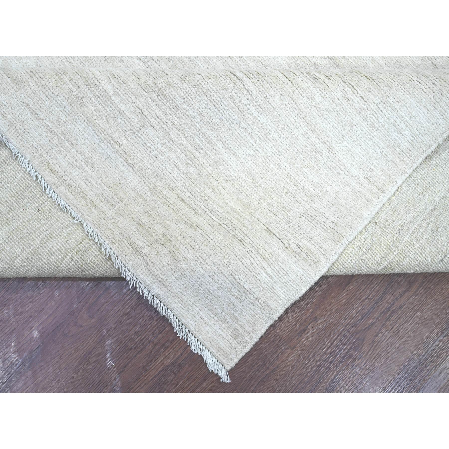 R22267%20006