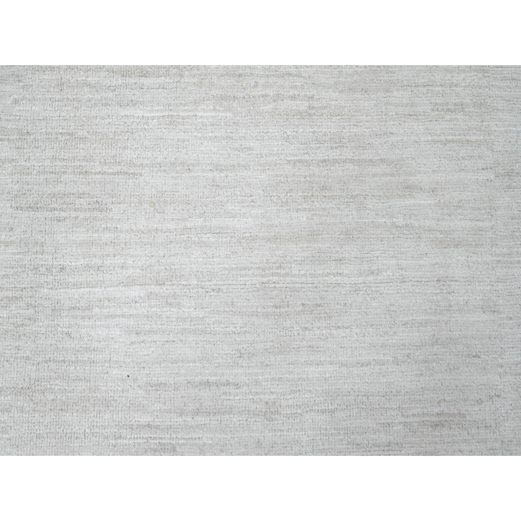 R22267%20008