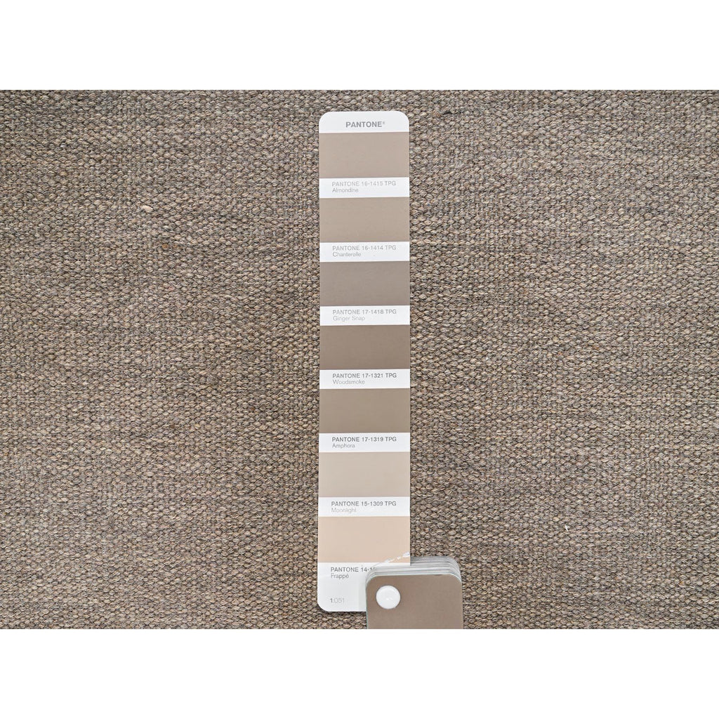 R2247%20005