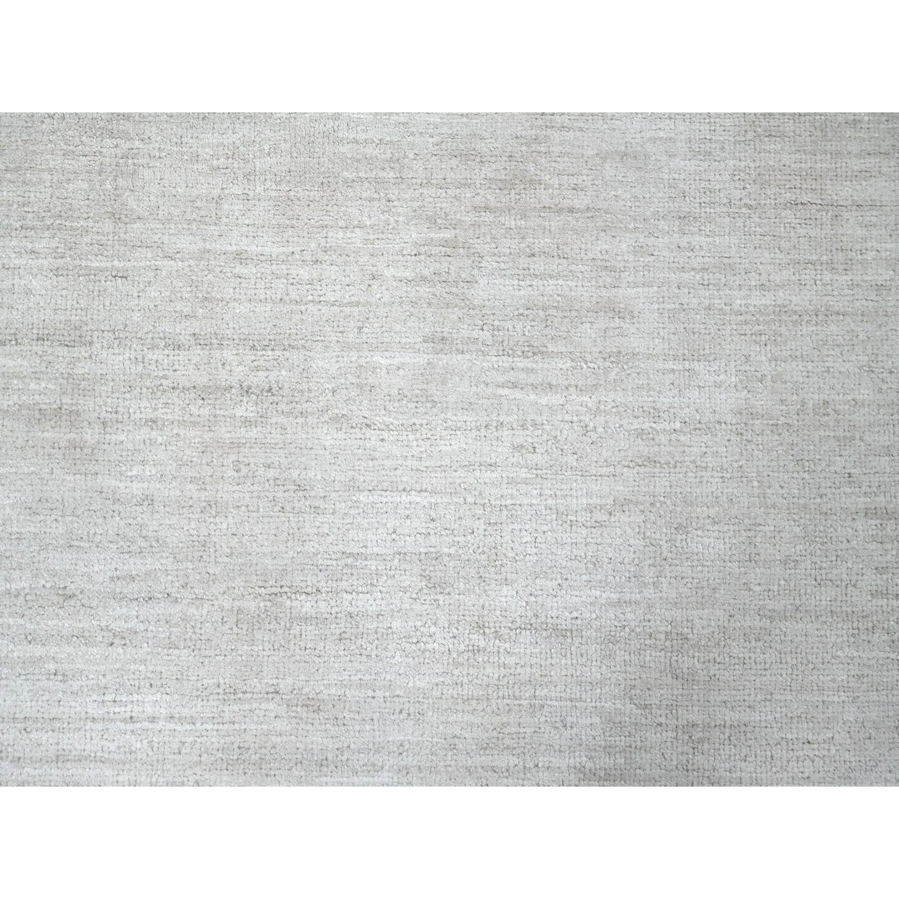 R22658%20008