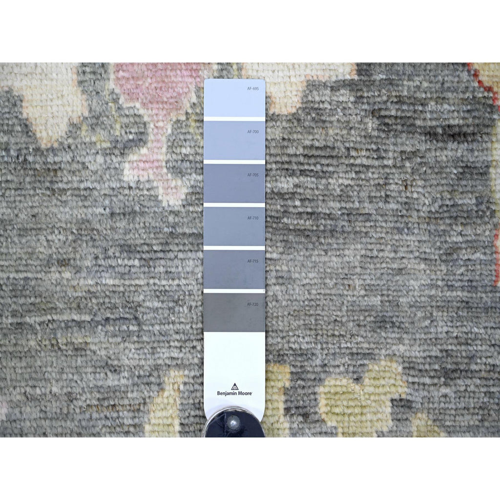 R22684%20007