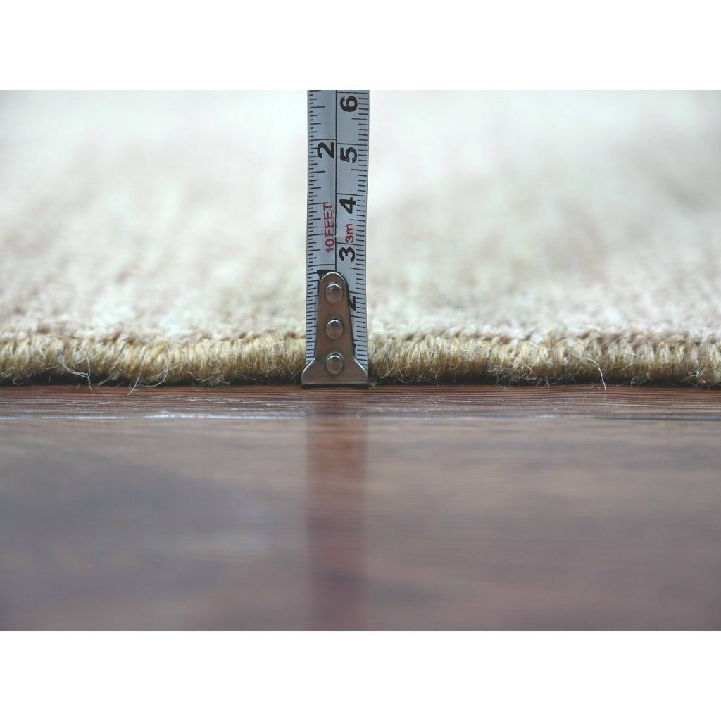 R22808%20010